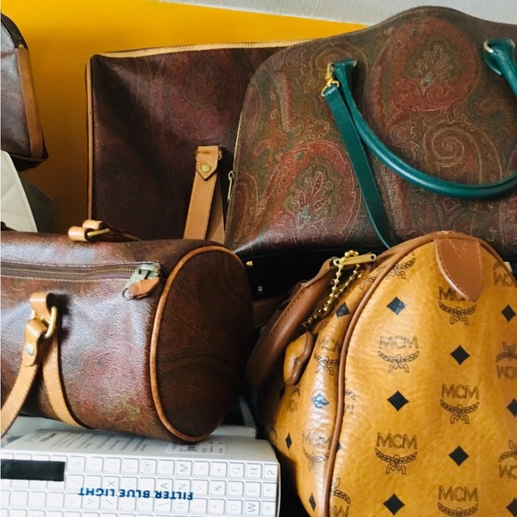 EVERYONE IS WELCOME 🙏 - Picture 2 of 8